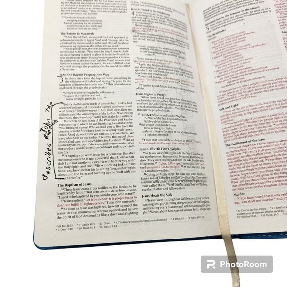 NIV Bible Zondervan Leathersoft Blue Silver Foil Edge Preowned Read Descriptions - Picture 7 of 8